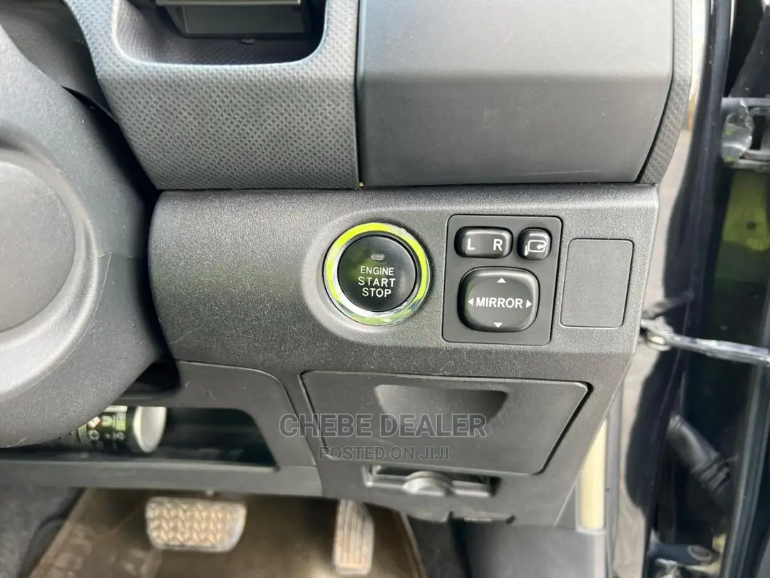 Toyota Vitz 1.0 FWD 3dr 2006 Black