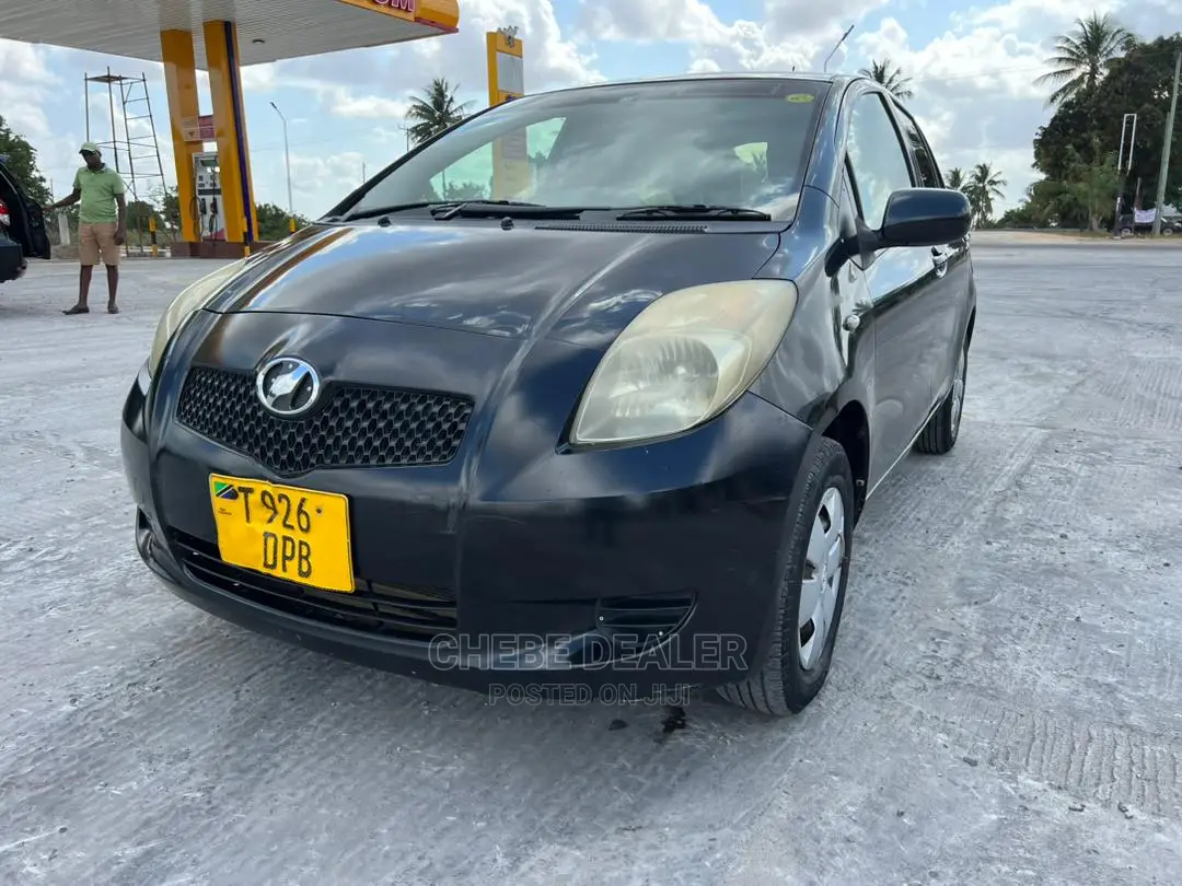 Toyota Vitz 1.0 FWD 3dr 2006 Black