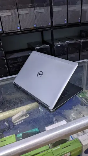 Laptop Dell Latitude 7440 4GB Intel Core I5 HDD 500GB
