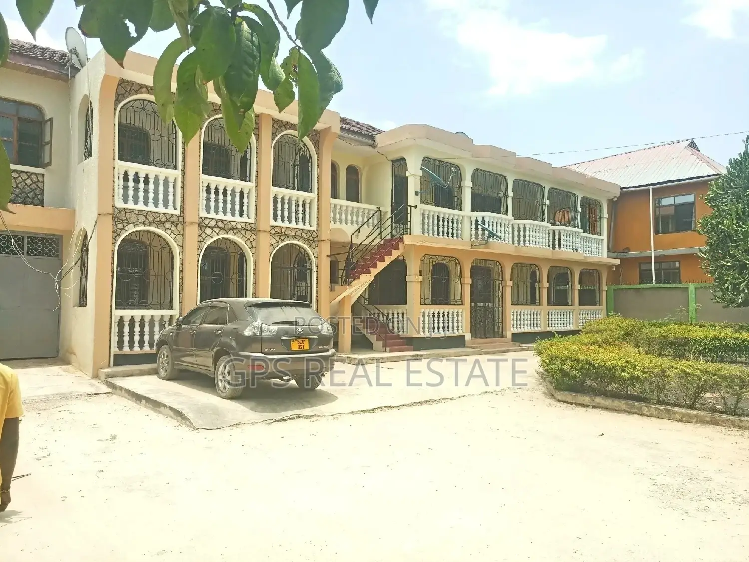 3bdrm Apartment in Mikocheni, Kinondoni for Sale