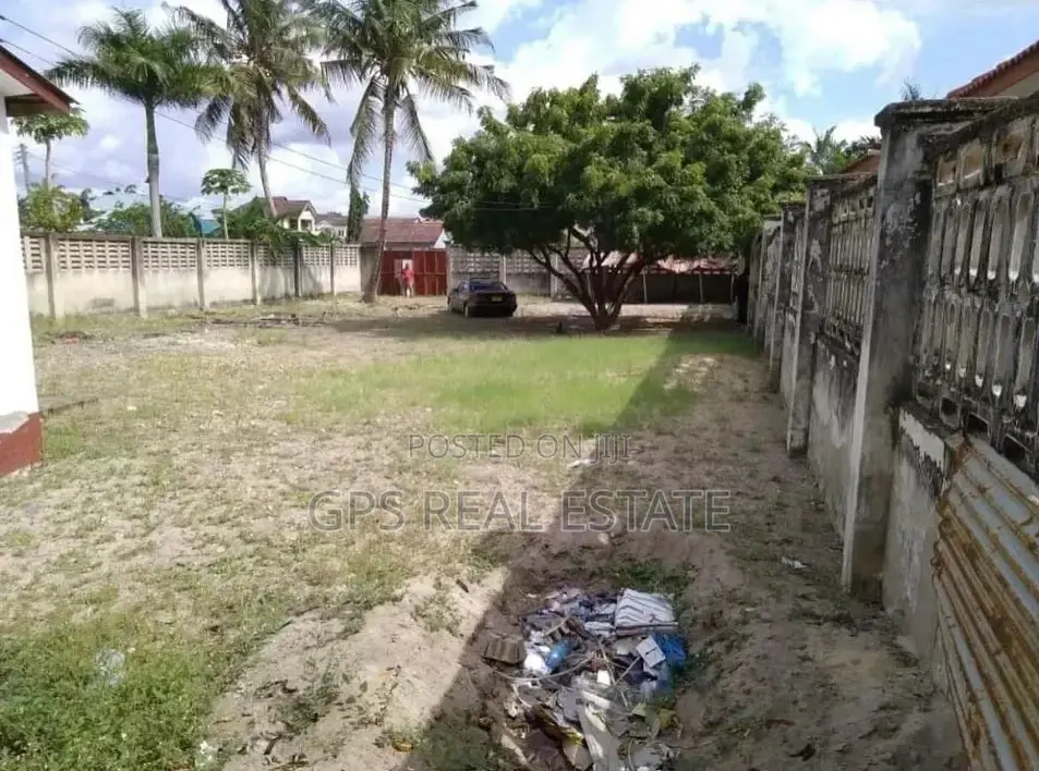 3bdrm House in Ununio, Kinondoni for Sale