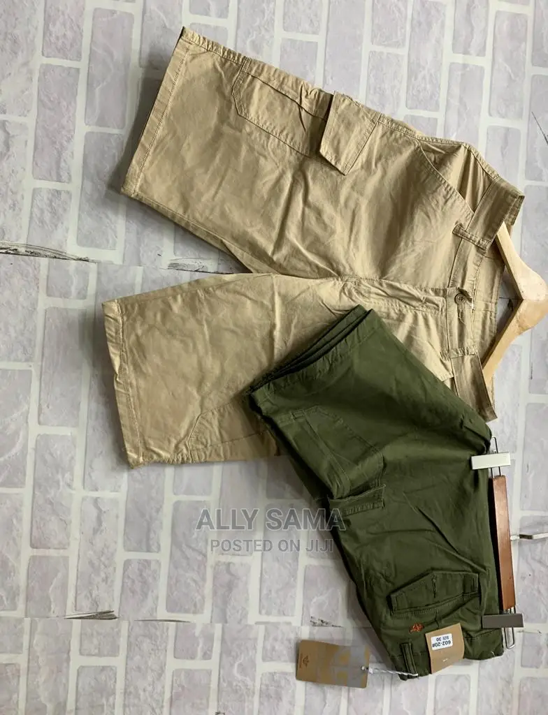 Short Khaki