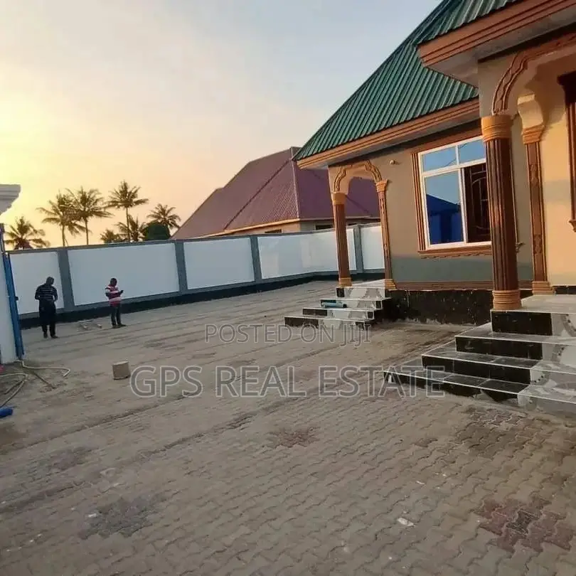 4bdrm House in Mbagala Chamazi, Temeke for Sale