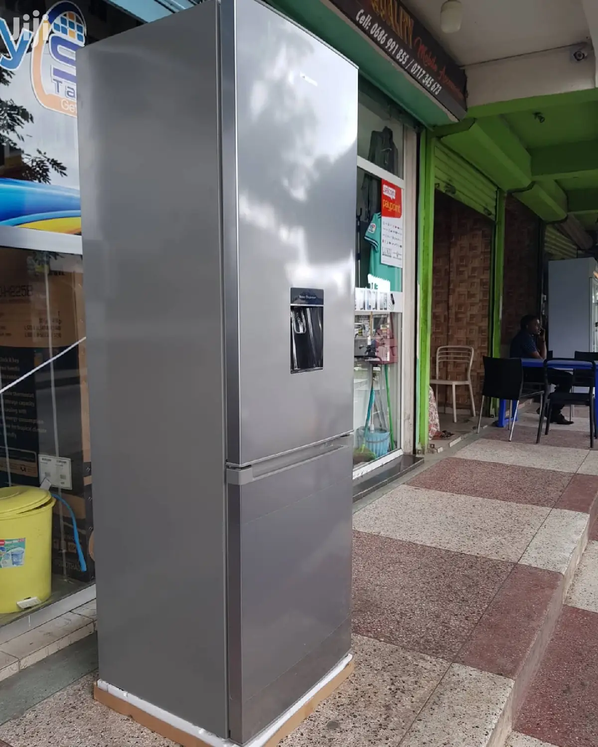 _HISENSE FRIDGE Built In Water Dispenser_
