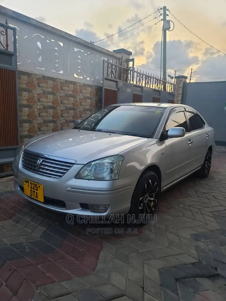 Toyota Premio 2005 Silver