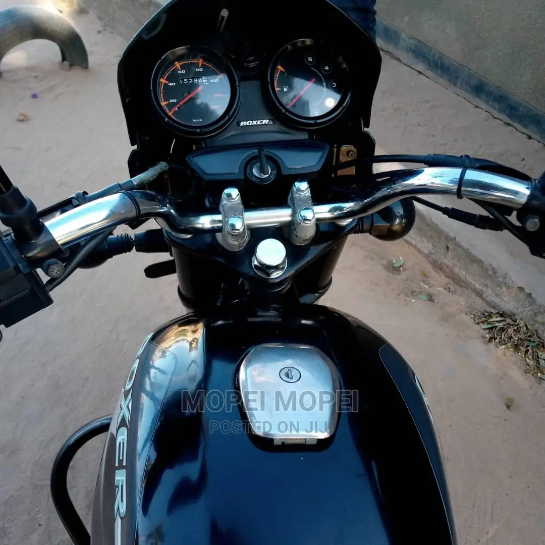 Bajaj Boxer 125 2021 Black
