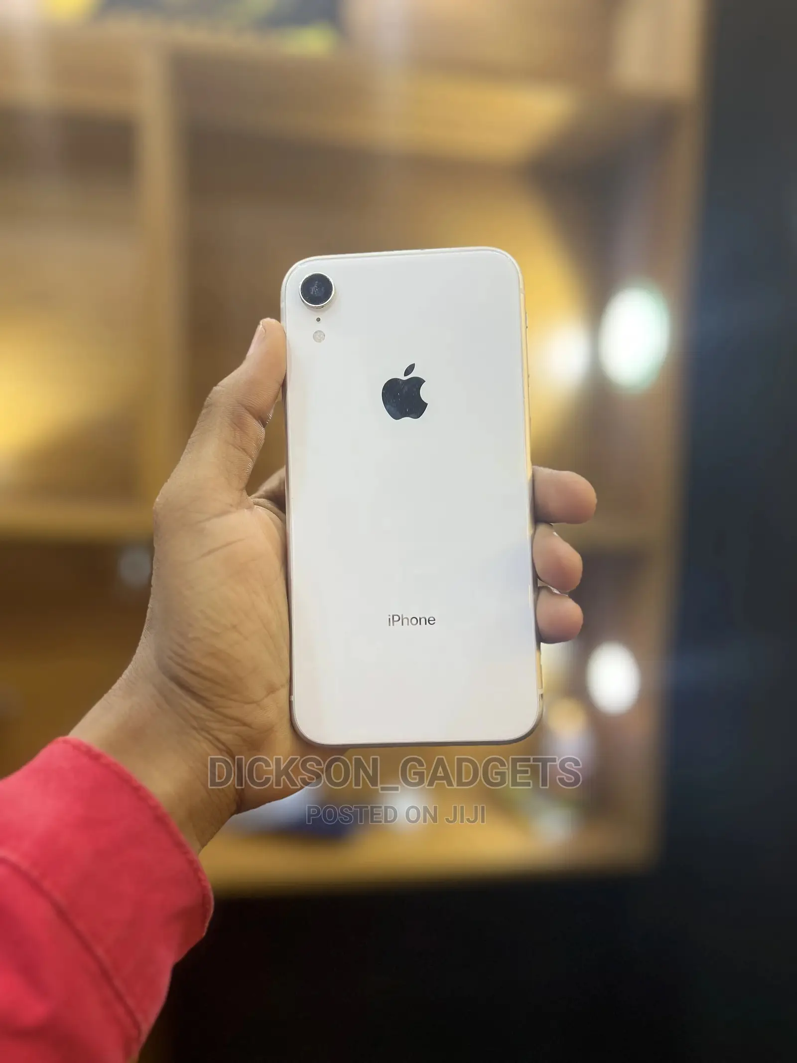 Apple iPhone XR 64 GB White