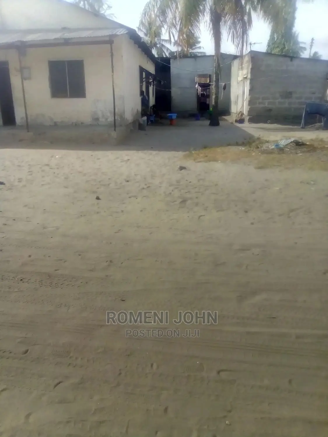 Furnished 10bdrm Townhouse/Terrace in Tanzania Daressalaam for Sale