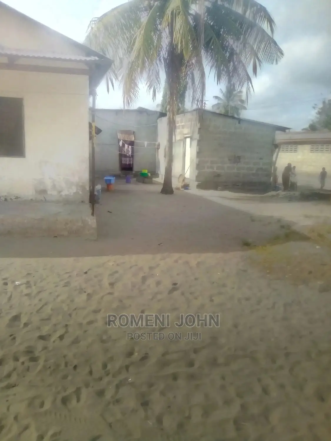 Furnished 10bdrm Townhouse/Terrace in Tanzania Daressalaam for Sale