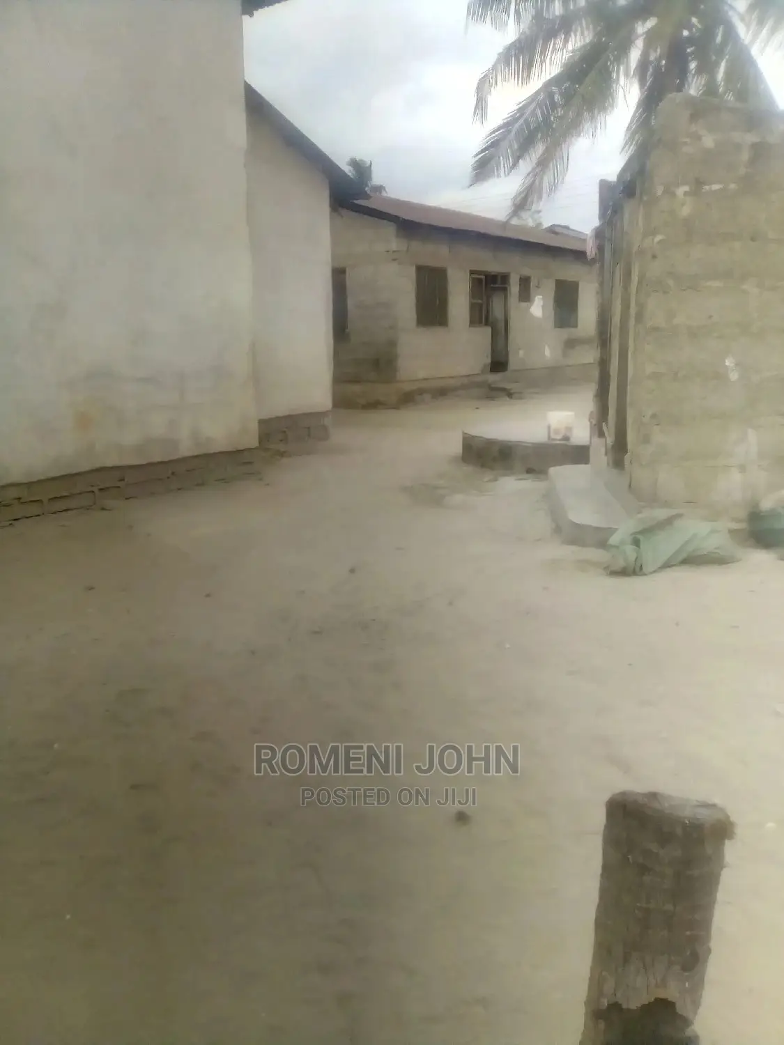 Furnished 6bdrm Townhouse/Terrace in Tanzania Daressalaam for Sale