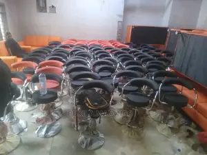 Acauter Chair