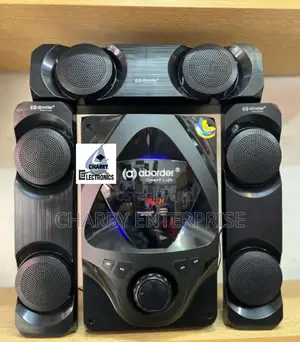 Aborder Subwoofer
Aux
FM Radio
Bluetooth
USB Port