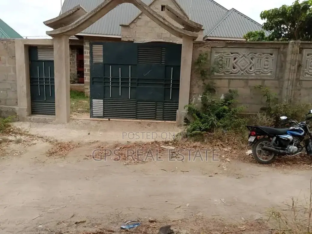 3bdrm House in Malamba Mawili, Kinondoni for Sale