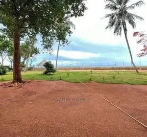 7bdrm Maisonette in Mbezi Beach for Sale