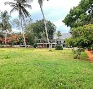 7bdrm Maisonette in Mbezi Beach for Sale