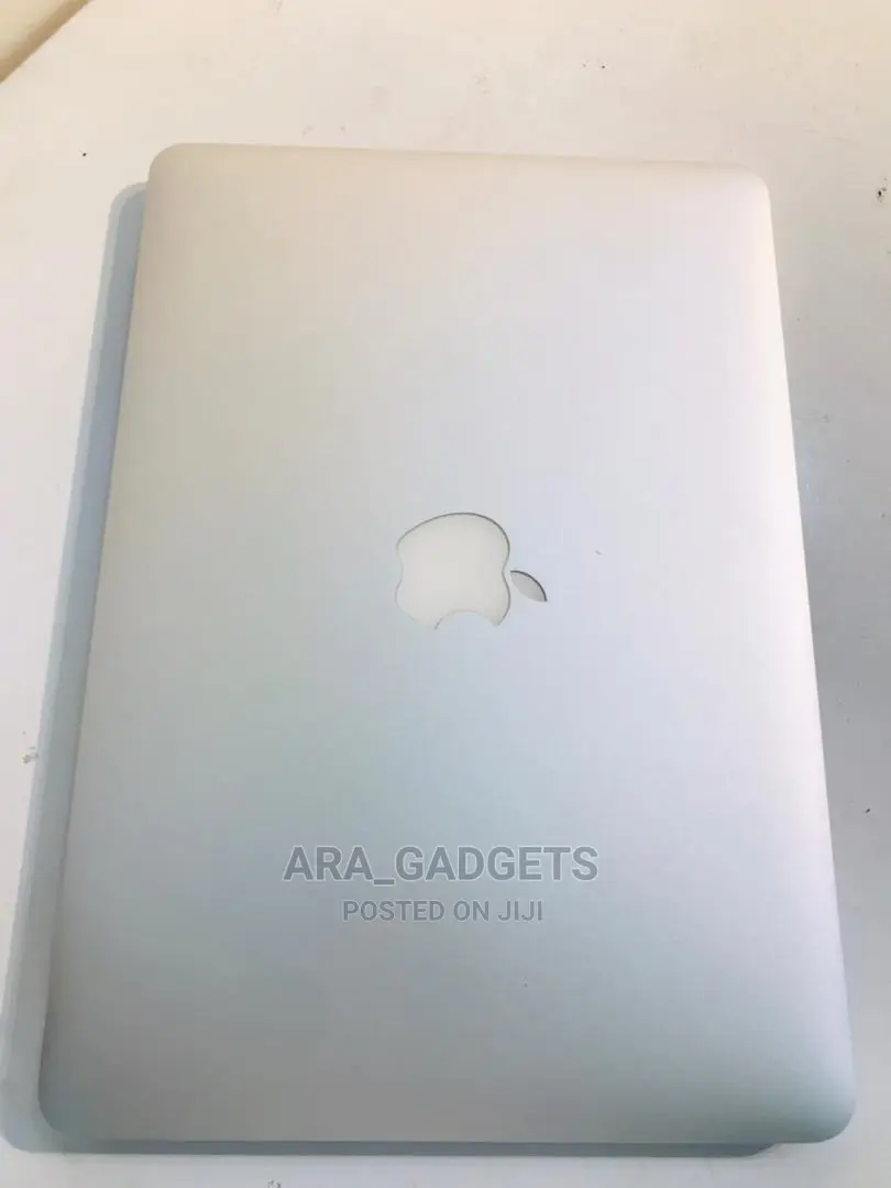Laptop Apple MacBook Pro 2015 8GB Intel Core I5 SSD 512GB