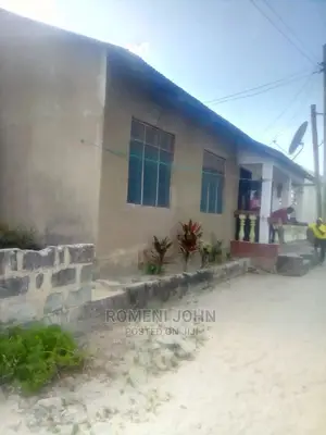 Furnished 5bdrm Townhouse/Terrace in Tanzania Daressalaam for Sale