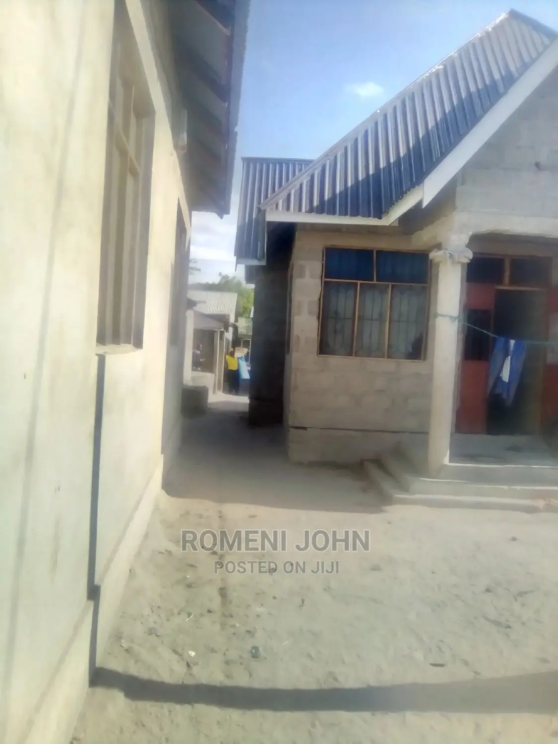 5bdrm Townhouse/Terrace in Tanzania Daressalaam for Sale