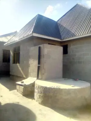 5bdrm Townhouse/Terrace in Tanzania Daressalaam for Sale