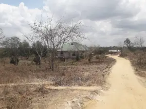 Eneo LA Heka 6 Linauzwa Mbezk Msakuzi. Km 3 Toka Main Road