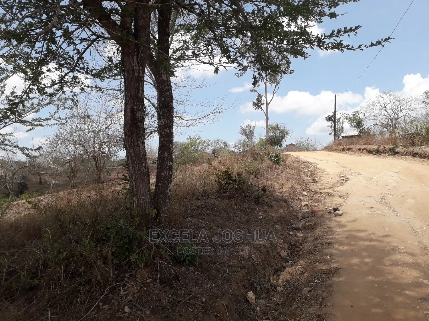 Eneo LA Heka 6 Linauzwa Mbezk Msakuzi. Km 3 Toka Main Road