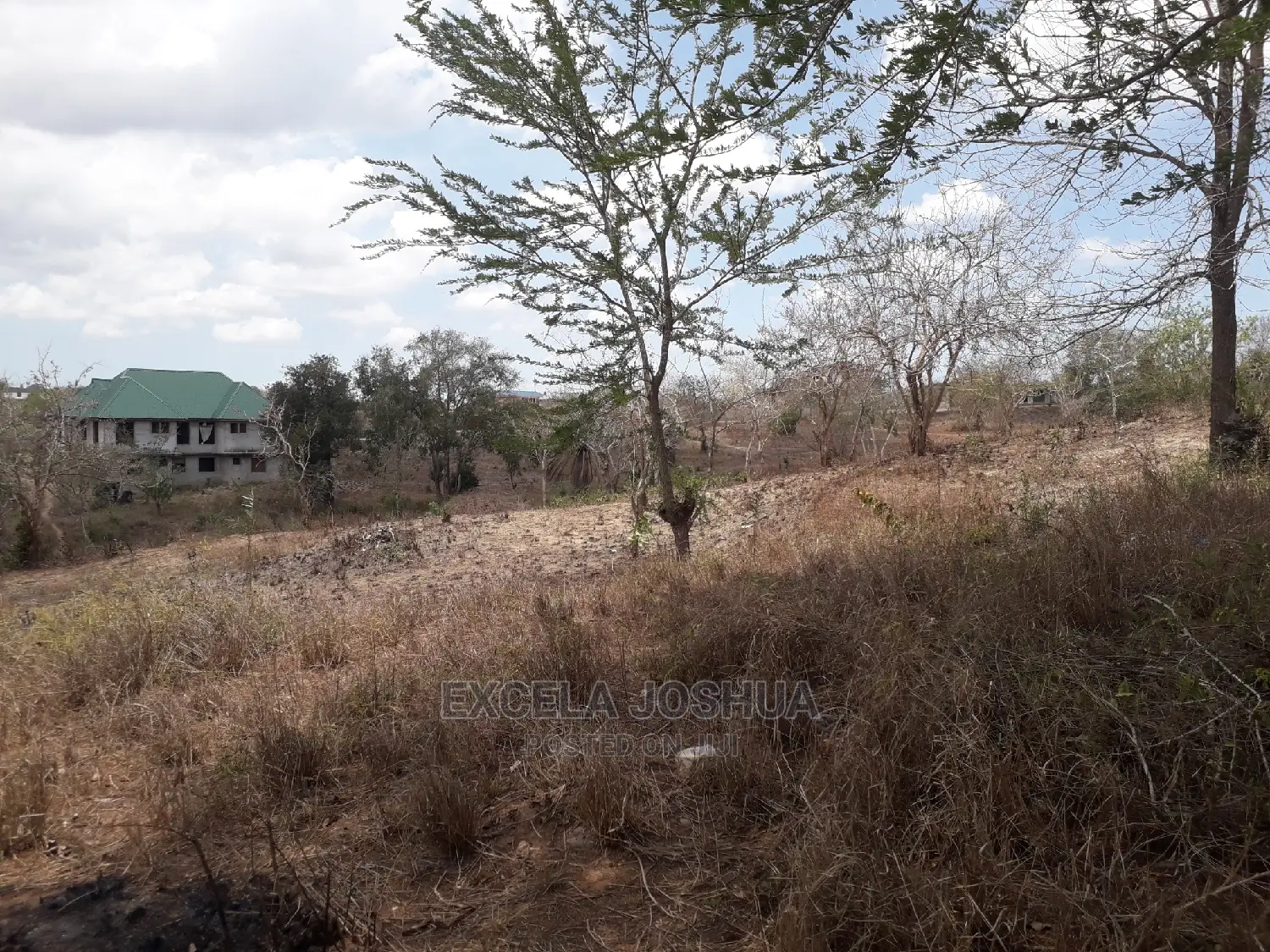 Eneo LA Heka 6 Linauzwa Mbezk Msakuzi. Km 3 Toka Main Road