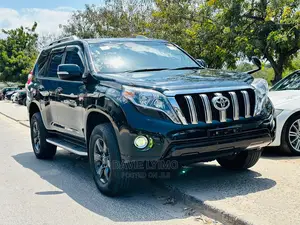 Toyota Land Cruiser 2015 Black
