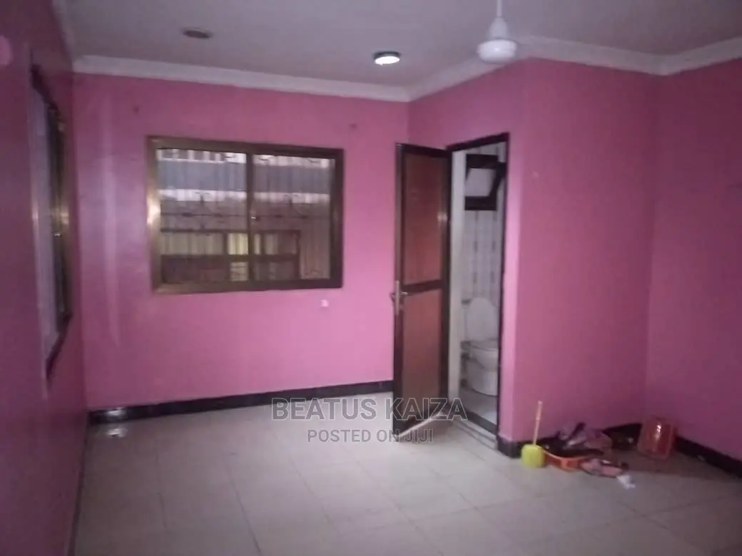 2bdrm Block of Flats in Kariakoo Fire for rent
