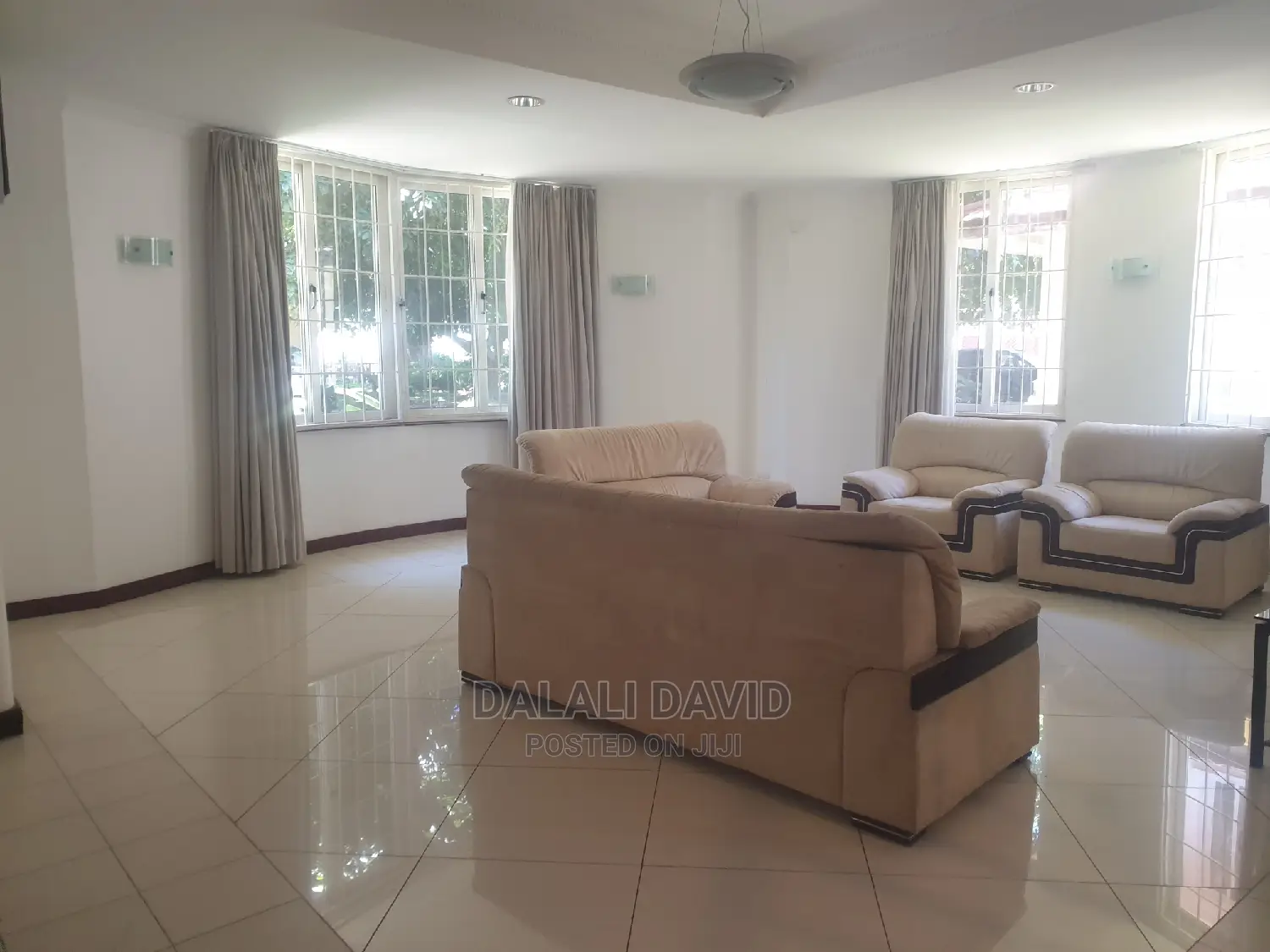 Furnished 4bdrm Villa in Oysterbay Villas, Msasani for rent