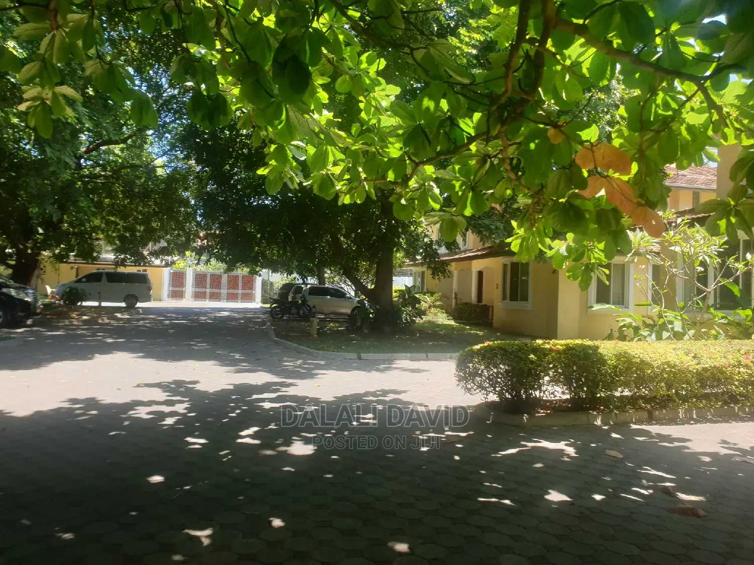 Furnished 4bdrm Villa in Oysterbay Villas, Msasani for rent