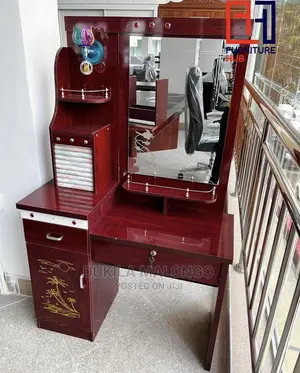 Dresing Table