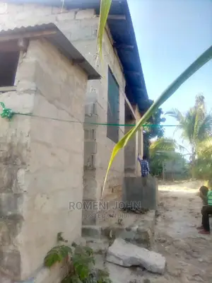5bdrm Townhouse/Terrace in Tanzania Daressalaam for Sale