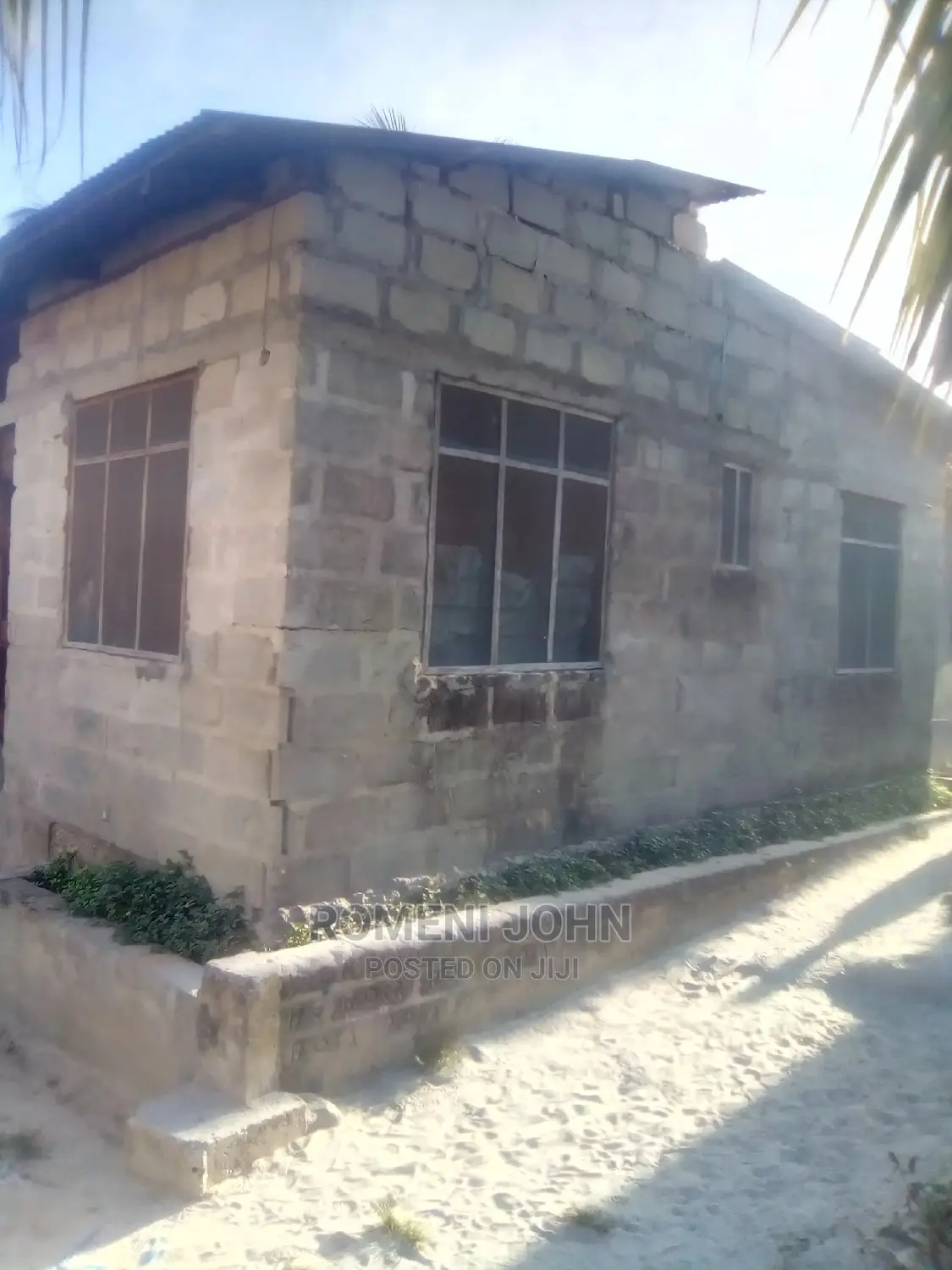 5bdrm Townhouse/Terrace in Tanzania Daressalaam for Sale
