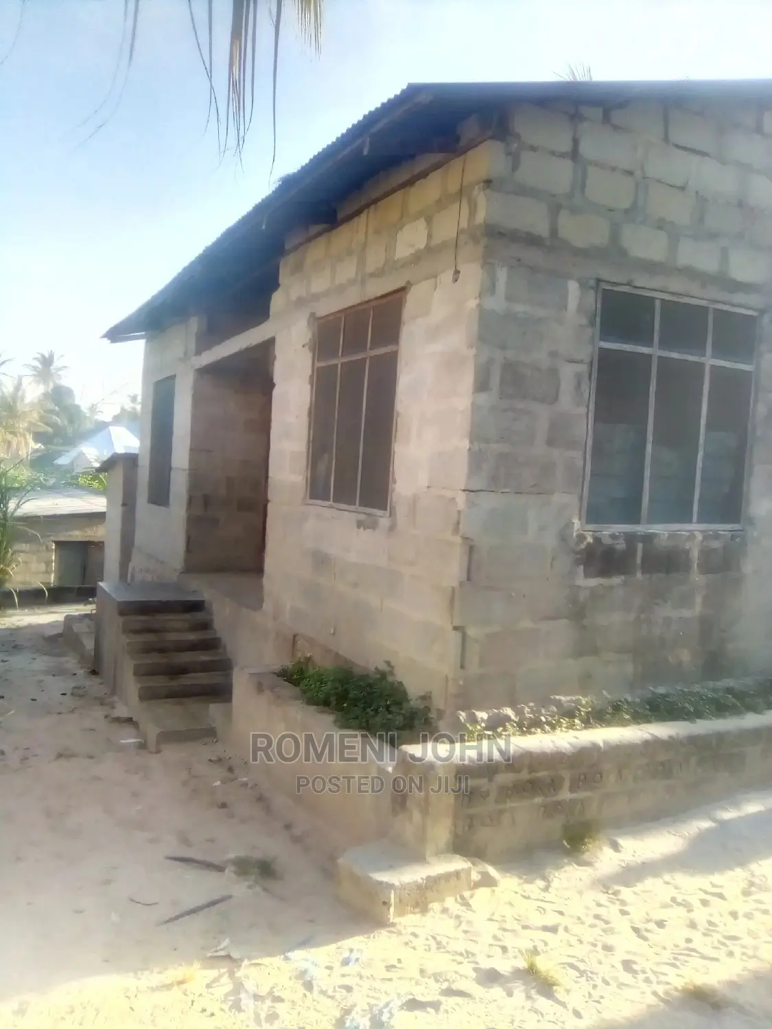 5bdrm Townhouse/Terrace in Tanzania Daressalaam for Sale