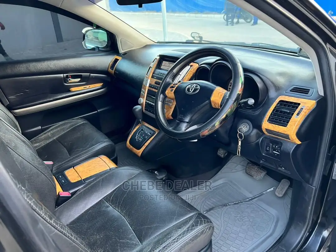 Toyota Harrier 2.4 2006 Black