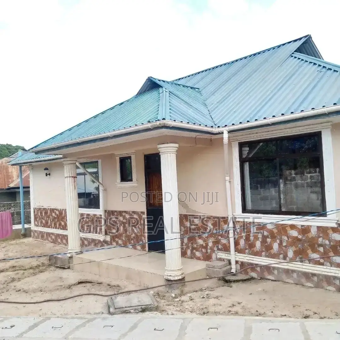 3bdrm House in Kinyerez Songas, Ilala for sale