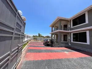 4bdrm House in Tegeta Block E, Kinondoni for Sale