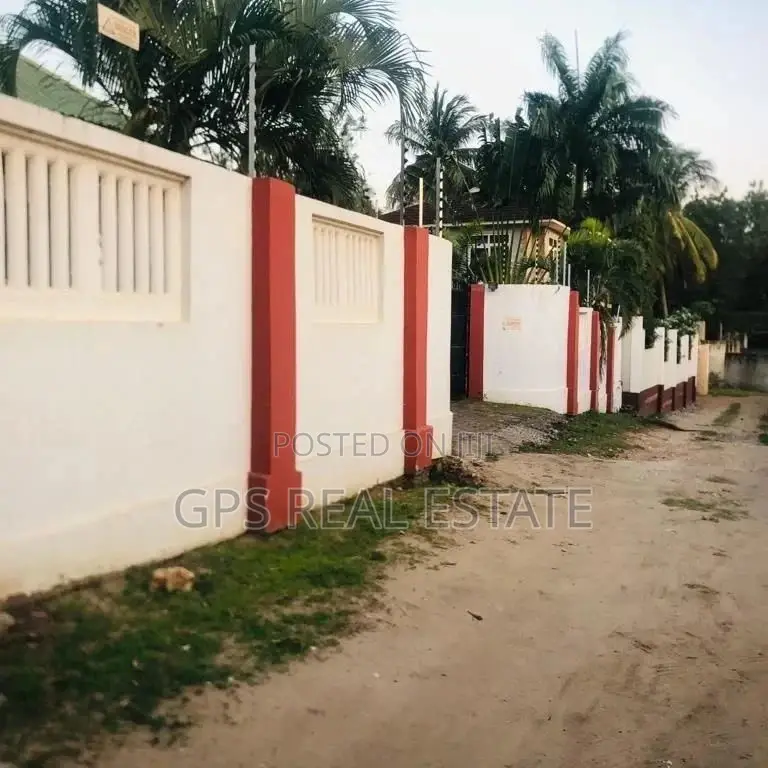 3bdrm House in Goba Lastanza, Kinondoni for sale