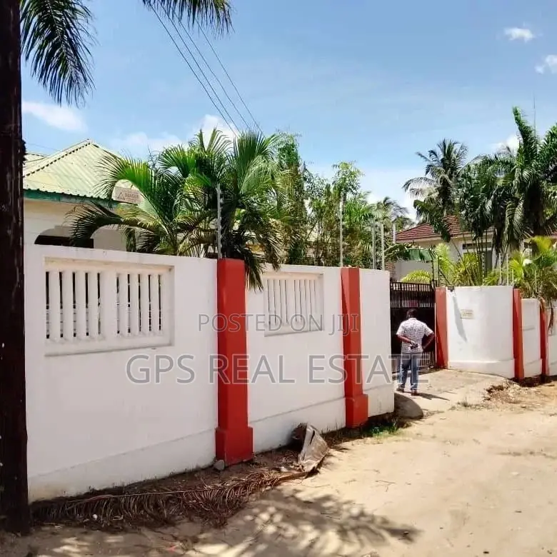3bdrm House in Goba Lastanza, Kinondoni for sale