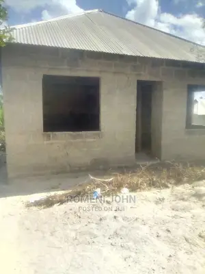 Furnished 6bdrm Townhouse/Terrace in Tanzania Daressalaam for Sale