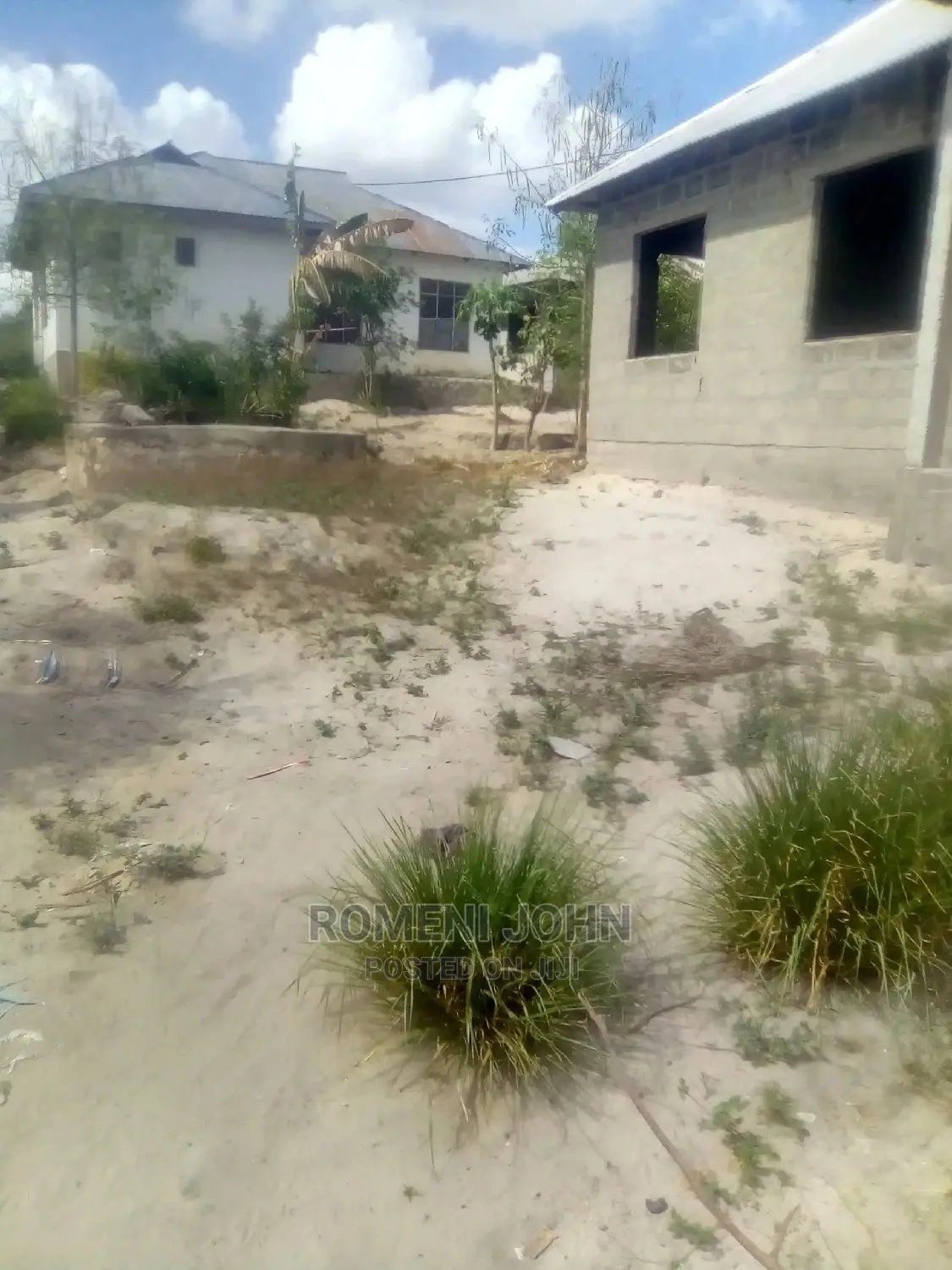 Furnished 6bdrm Townhouse/Terrace in Tanzania Daressalaam for Sale