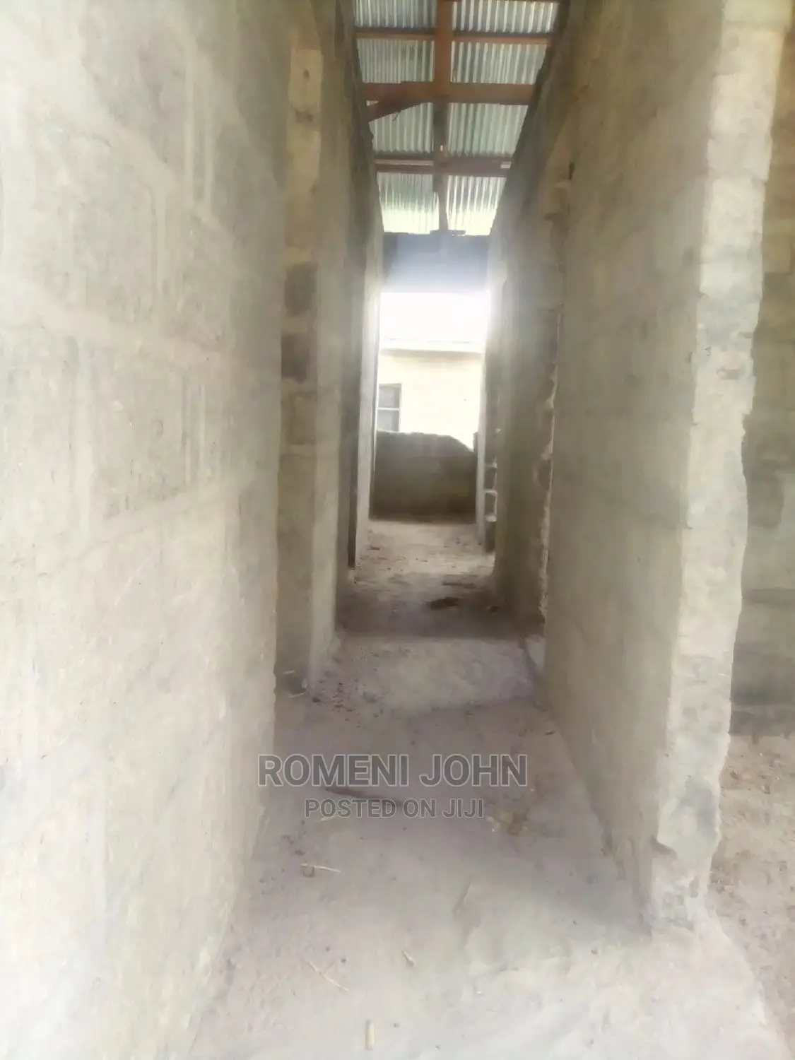 Furnished 6bdrm Townhouse/Terrace in Tanzania Daressalaam for Sale