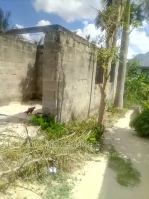 Furnished 8bdrm Townhouse/Terrace in Tanzania Daressalaam for Sale