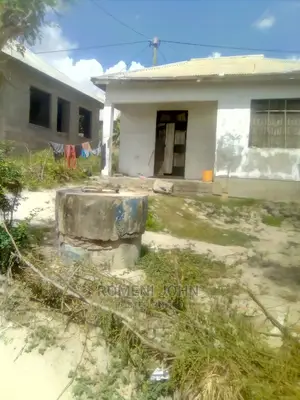 Furnished 8bdrm Townhouse/Terrace in Tanzania Daressalaam for Sale