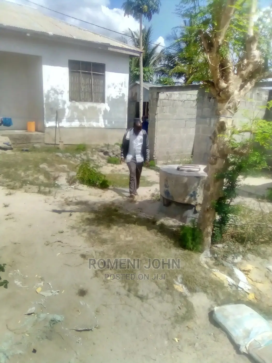 Furnished 8bdrm Townhouse/Terrace in Tanzania Daressalaam for Sale