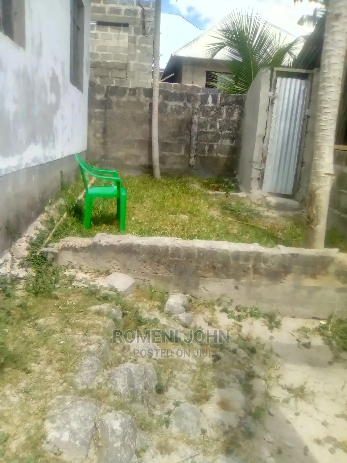 Furnished 8bdrm Townhouse/Terrace in Tanzania Daressalaam for Sale