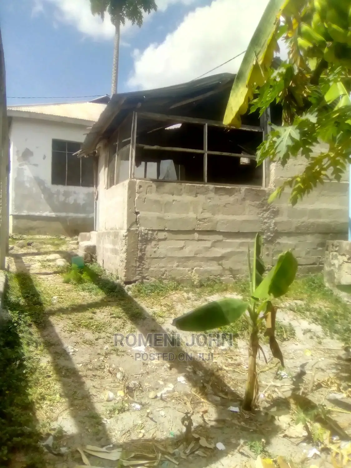 Furnished 8bdrm Townhouse/Terrace in Tanzania Daressalaam for Sale