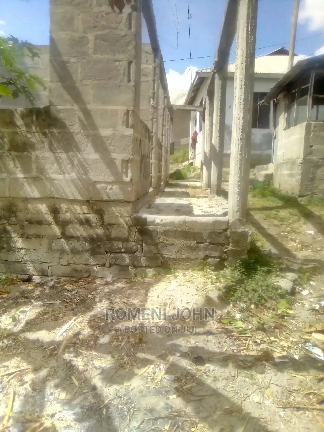 Furnished 8bdrm Townhouse/Terrace in Tanzania Daressalaam for Sale