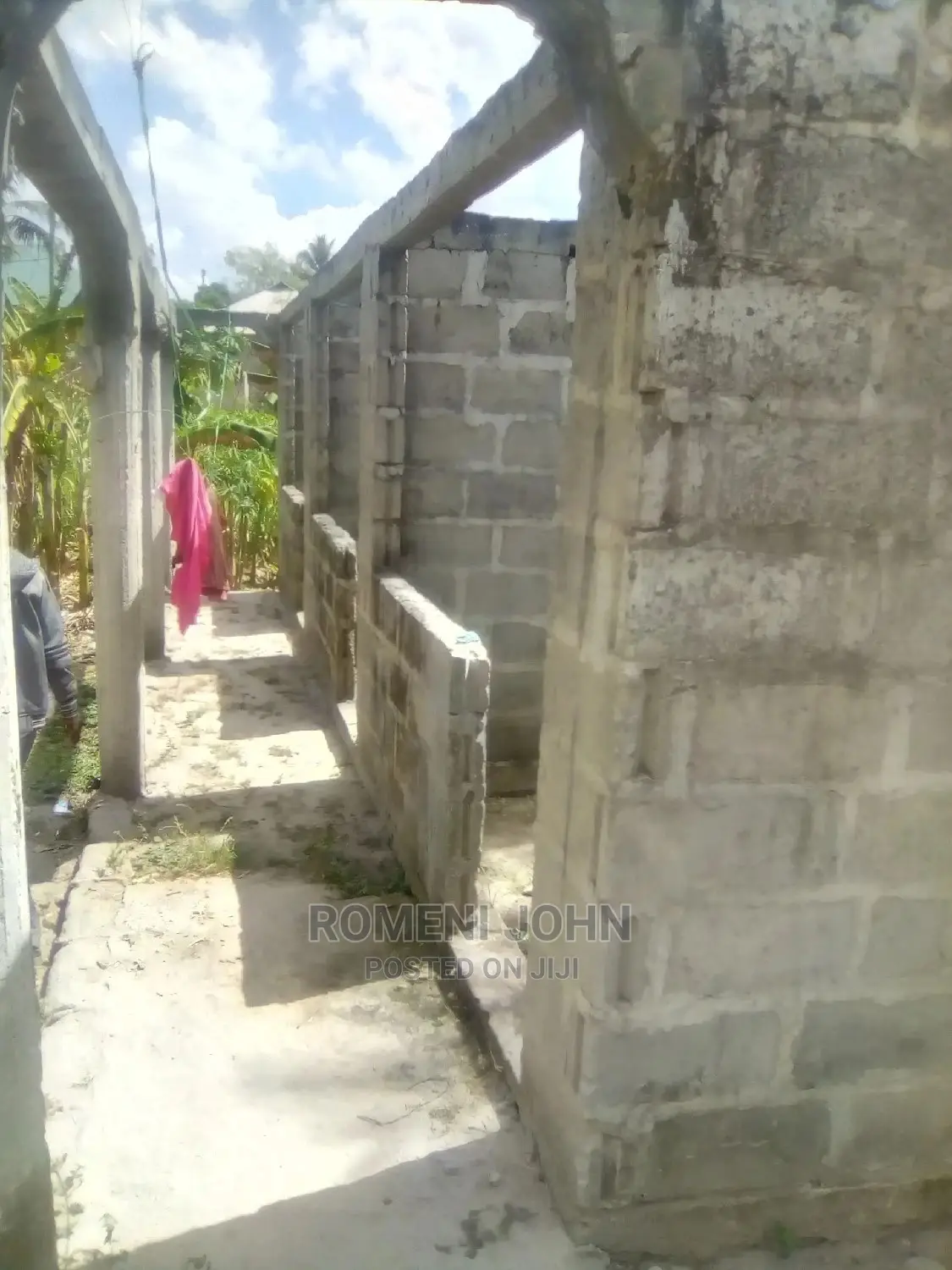 Furnished 8bdrm Townhouse/Terrace in Tanzania Daressalaam for Sale