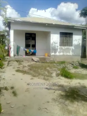 Furnished 8bdrm Townhouse/Terrace in Tanzania Daressalaam for Sale